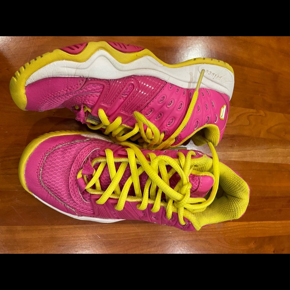Girls- Prince Tennis shoes, EUC, size 1.0.